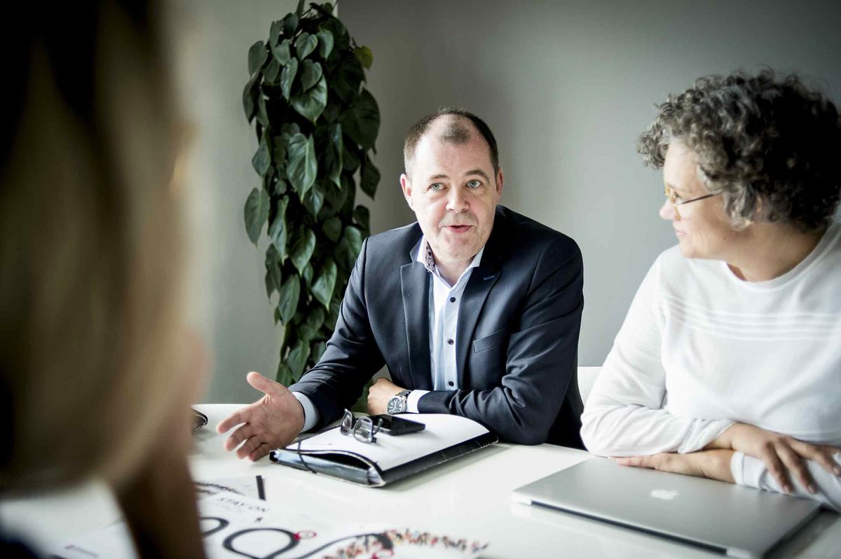 Career Office 2200X1465 Career Office 2200X1465